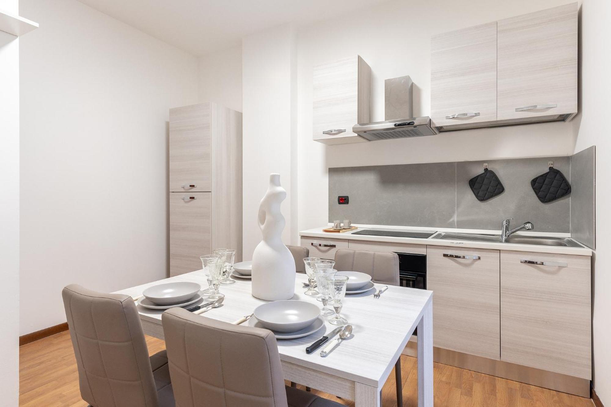 Home Principe Amedeo 184 Bari Eksteriør bilde